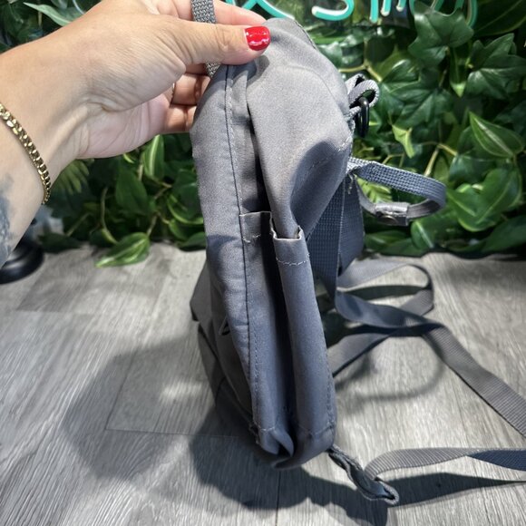 Fjallraven Kanken Classic Backpack 23510 Gray School Hiking Travel main image 6